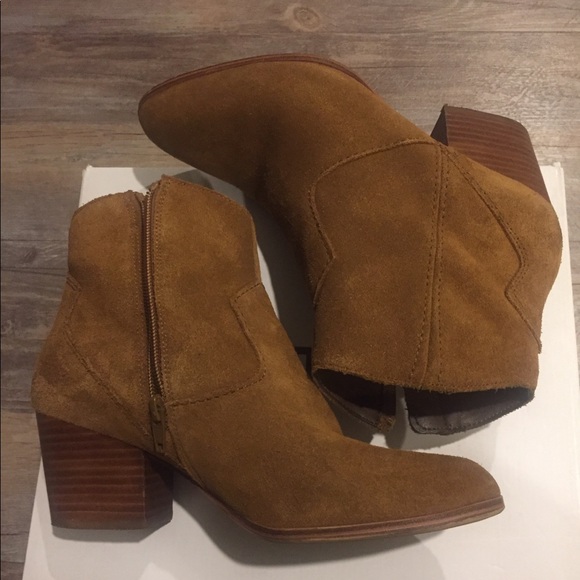 aldo flat booties